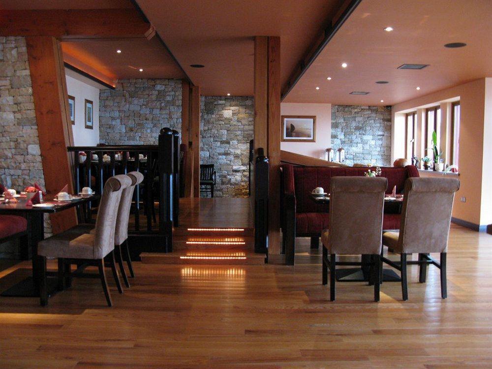 Waterfront House & Restaurant Hotel Енискроун Екстериор снимка